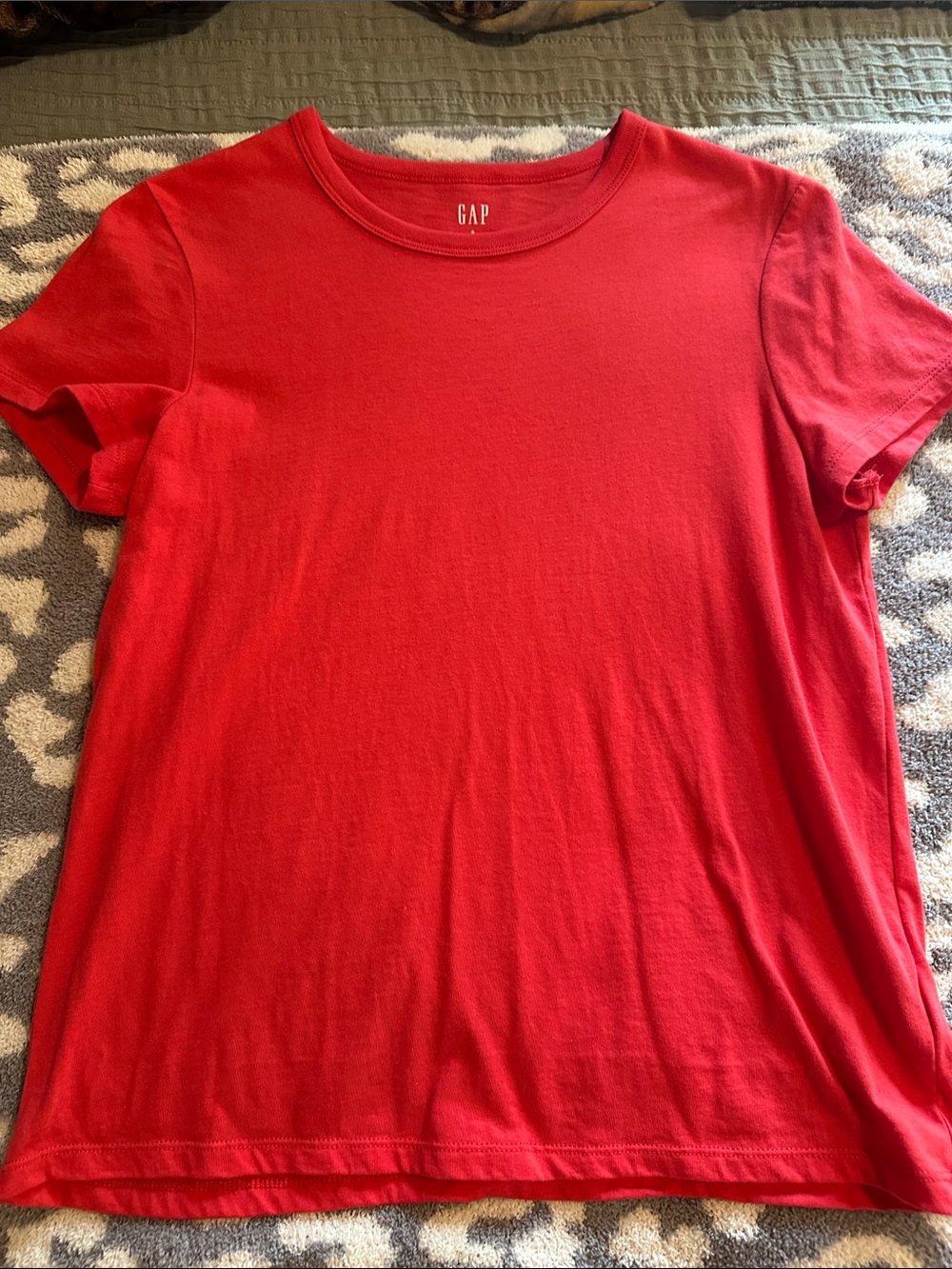 GAP Red Short Sleeve Tee